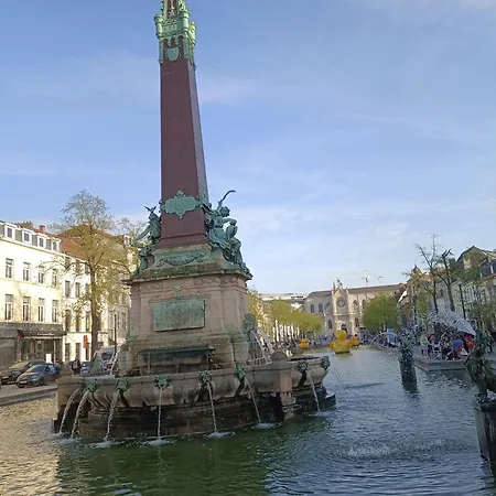 De Charme Au Coeur De Bruxelles!! Apartment *